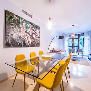 https://malaga-center-experience-premium-apartment.hotelsinnerja.org